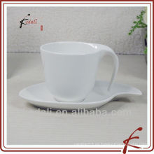 Taza de taza de café de porcelana de cerámica blanca al por mayor